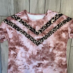 Plus size women’s tie dye leopard print shirt
